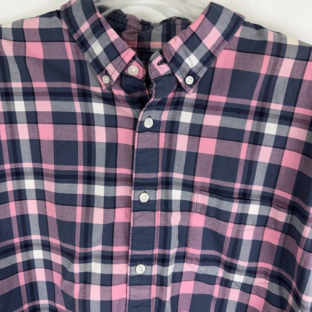 J. Crew Casual Pink and Navy Plaid Shirt Women’s‎ XL